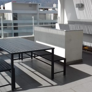 Venta dpto. como nuevo en Plaza de Asís/ Las Condes / Cantagallo full