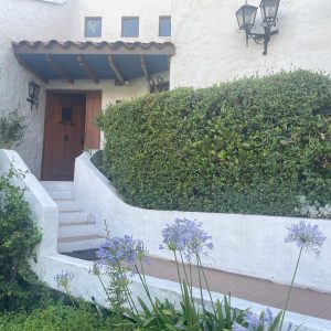 Venta espectacular  casa colonial, Mediterránea con desniveles / Camino el Cajón / Lo Barnechea full