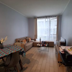 Venta dpto. como nuevo en Plaza de Asís/ Las Condes / Cantagallo full