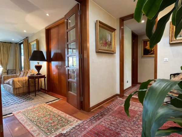 Venta  exclusivo dpto. en condominio | Carolina Rabat | Sta. María Manquehue | Vitacura