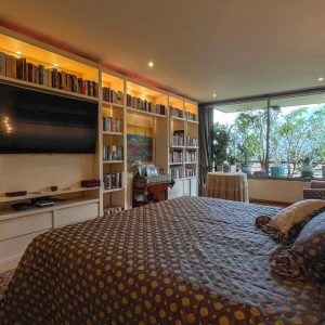 Venta  exclusivo dpto. en condominio | Carolina Rabat | Sta. María Manquehue | Vitacura full