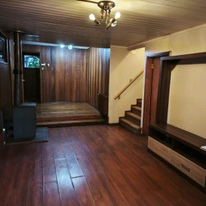 Amplia Casa Habitacional o Comercial en Exclusivo Sector de Osorno | 4 Dormitorios | Quincho | 218 m² Construidos full