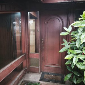 Amplia Casa Habitacional o Comercial en Exclusivo Sector de Osorno | 4 Dormitorios | Quincho | 218 m² Construidos full