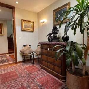 Venta  exclusivo dpto. en condominio | Carolina Rabat | Sta. María Manquehue | Vitacura full