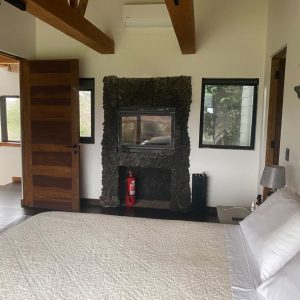 Venta exclusiva casa con vista al Volcán Osorno en Fundo Playa Venado, Puerto Varas full