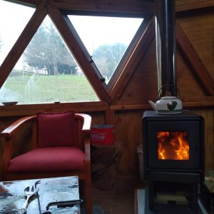 Parcela de 5.000 m² con domo amoblado, estero natural y entorno único a solo 8 minutos de Osorno full