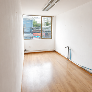 Oficina en Arriendo Cerca de Plaza de Armas | 2 oficinas más recepción | estacionamiento | Osorno full