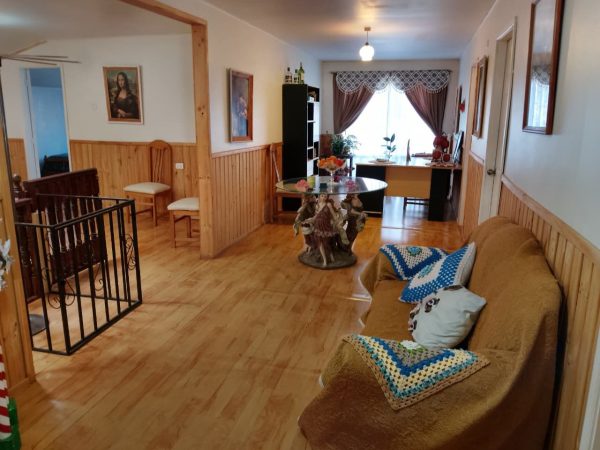Venta Amplia Casa 7 Dormitorios / Kolbe Bajo / Osorno
