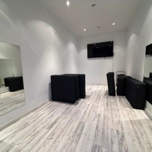 Arriendo Impecable Depto.  Capitan Crosbie / Hnos. Cabot / Kennedy / Las Condes full