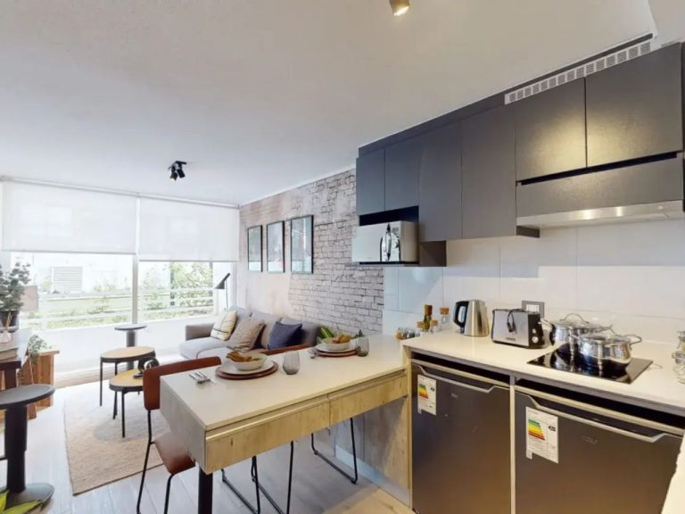 Venta Departamento Nuevo / 2 Dormitorios + 1 Baño / Barrio Italia / Santiago Centro