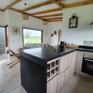 Venta Casa en Parcela 5.000 m² / 2 Dormitorios + 1 Baño / Condominio – Río Negro / Región de Los Lagos full